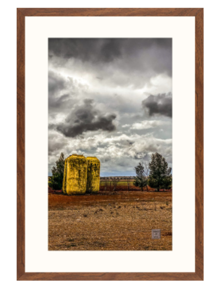 El Olvido Bajo La Tormenta (1) (Enmarcado Basic)