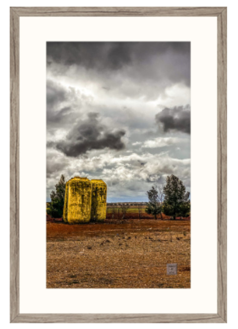 El Olvido Bajo La Tormenta (1) (Enmarcado Basic)